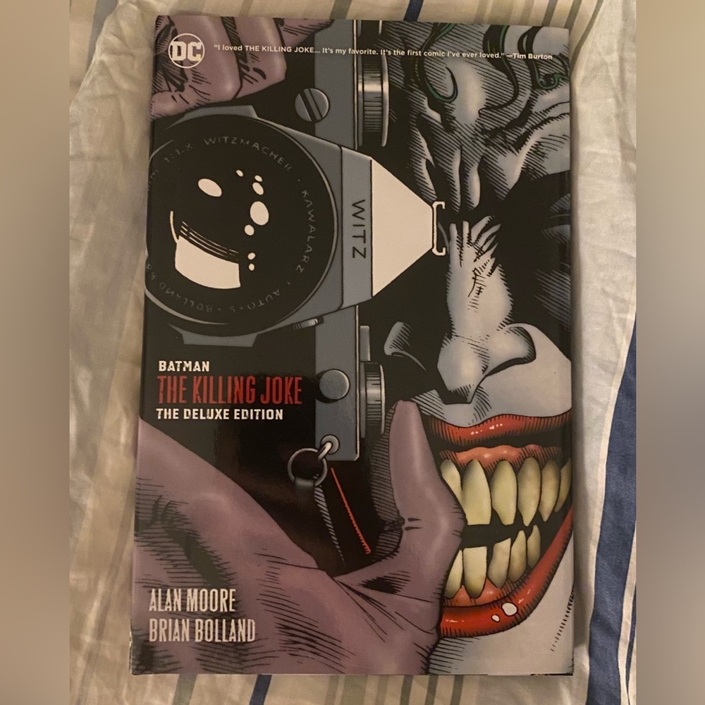 Batman: The Killing Joke deluxe edition comic